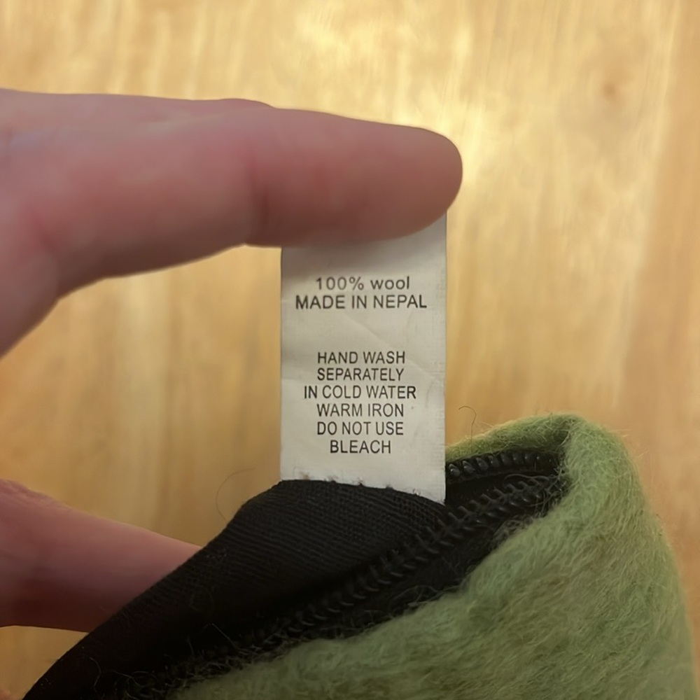 Butterfly Coin Pouch 100% Wool Made in Napal - Picture 3 of 4